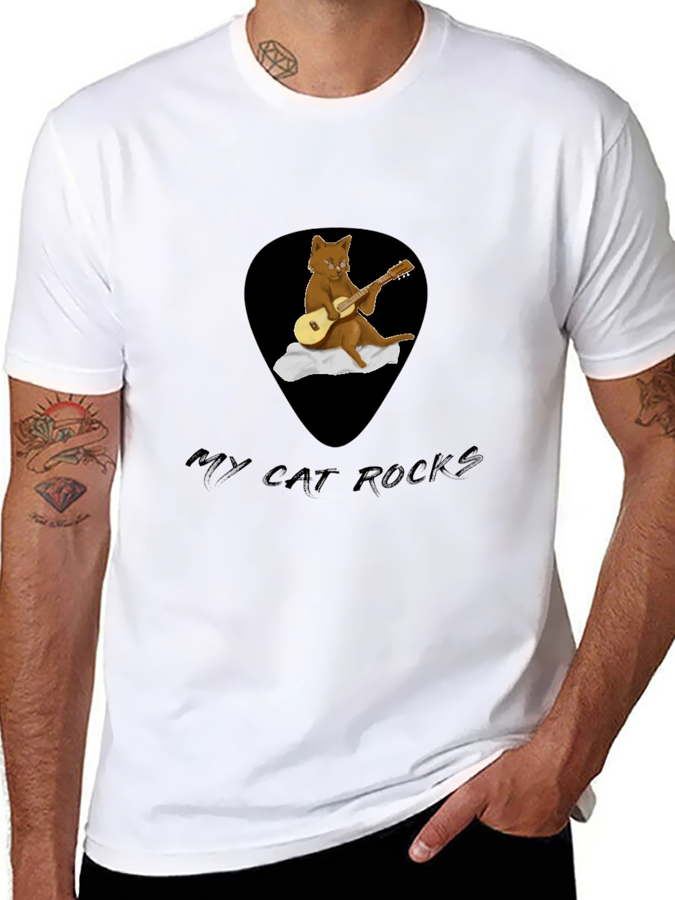 Camiseta Negra con Diseño de Gato Rockero