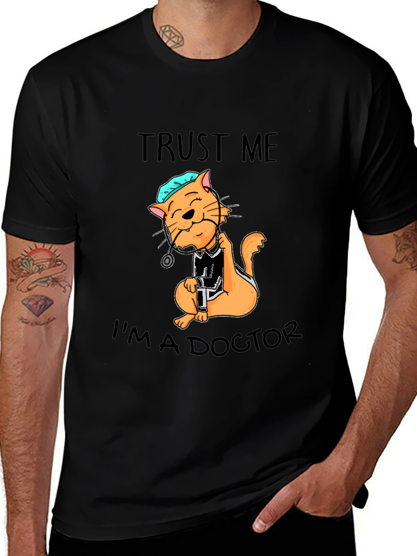 Camiseta Negra con Diseño de Gato Doctor