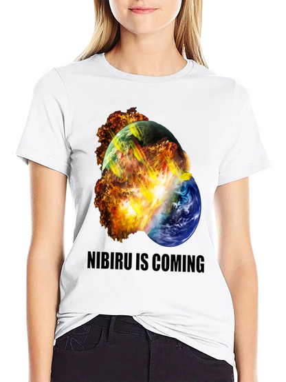 Camiseta Negra Nibiru Is Coming