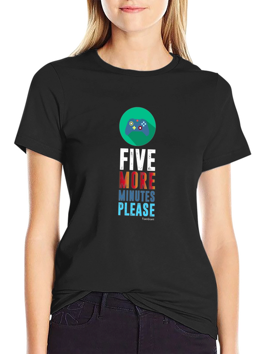 Camiseta Negra Cinco Minutos Más para Gamers