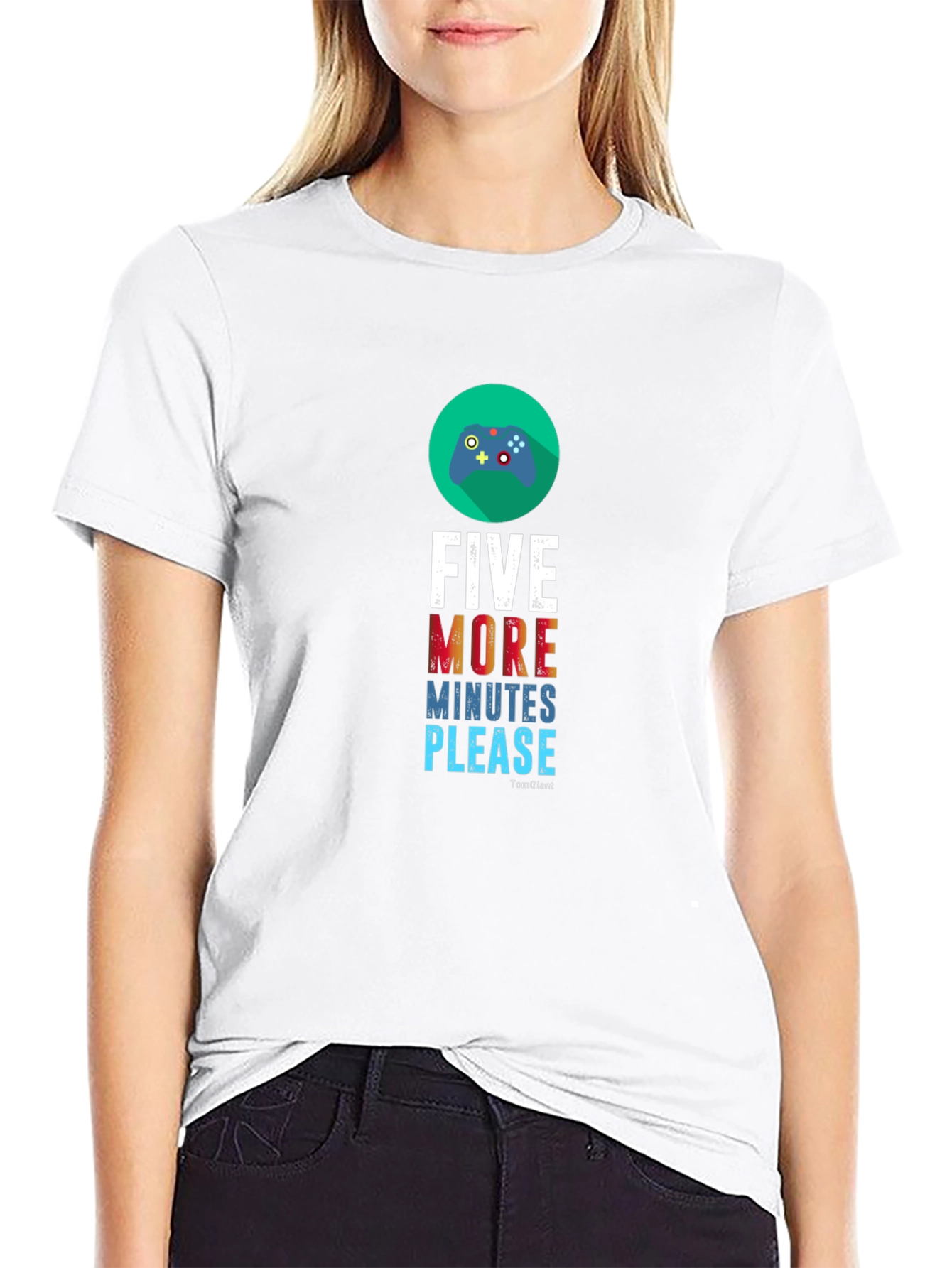 Camiseta Negra Cinco Minutos Más para Gamers