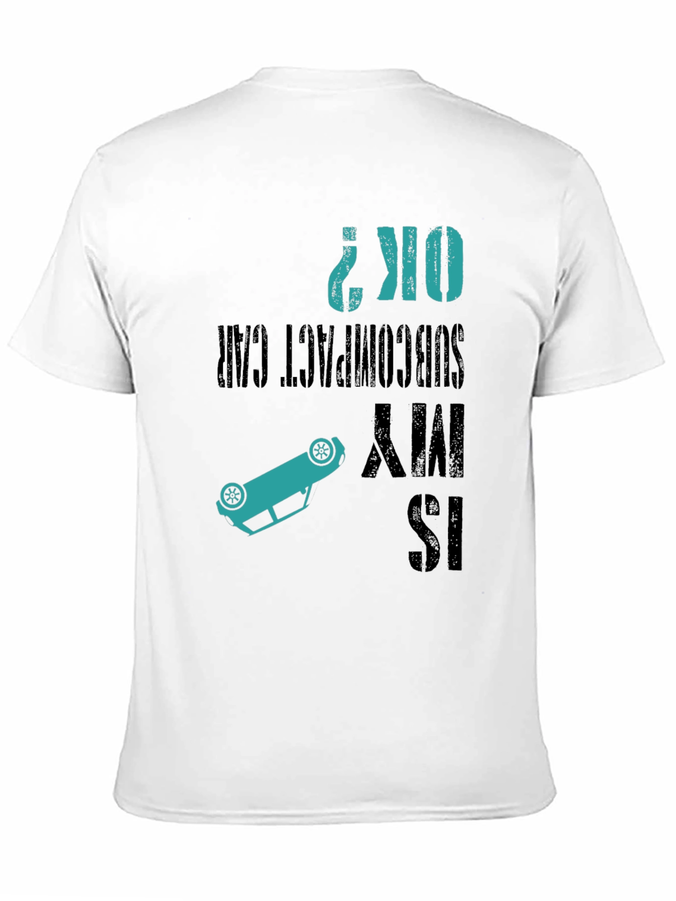 Camiseta Negra: ¿Está bien mi coche compacto?