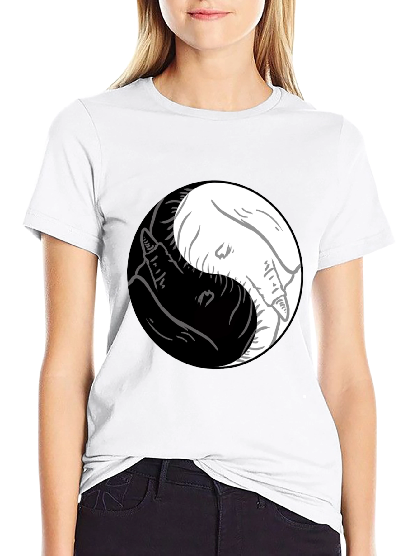 Camiseta Yin Yang Lobos Blanco y Negro Estilo Casual