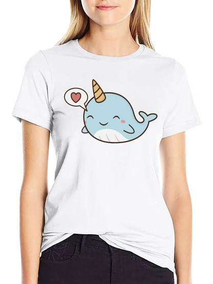 Camiseta Negra con Narval Kawaii
