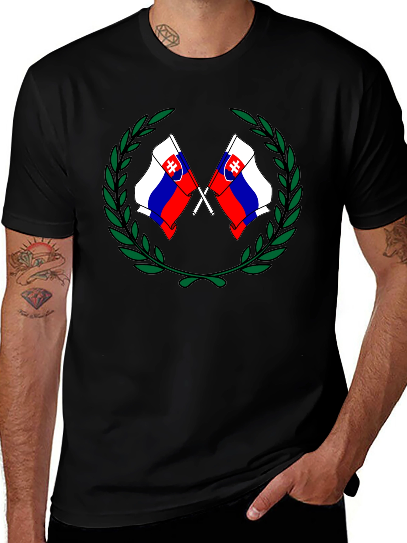 Camiseta Negra con Diseño de Banderas Eslovacas