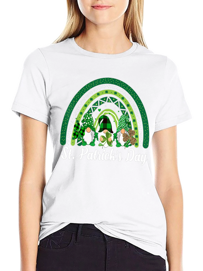 Camiseta Día de San Patricio con Gnomos y Arcoíris