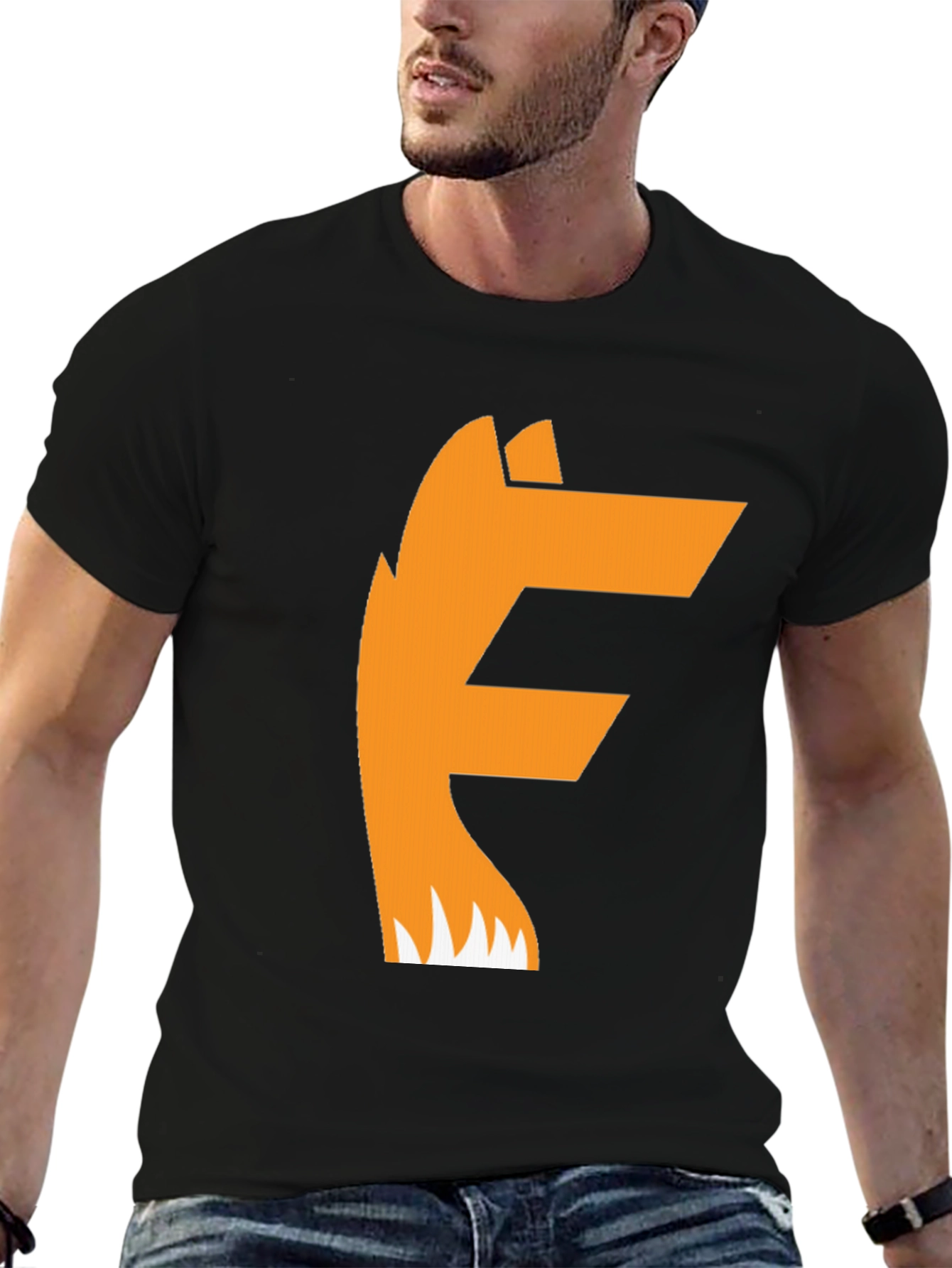 Camiseta Negra con Diseño de Zorro Naranja