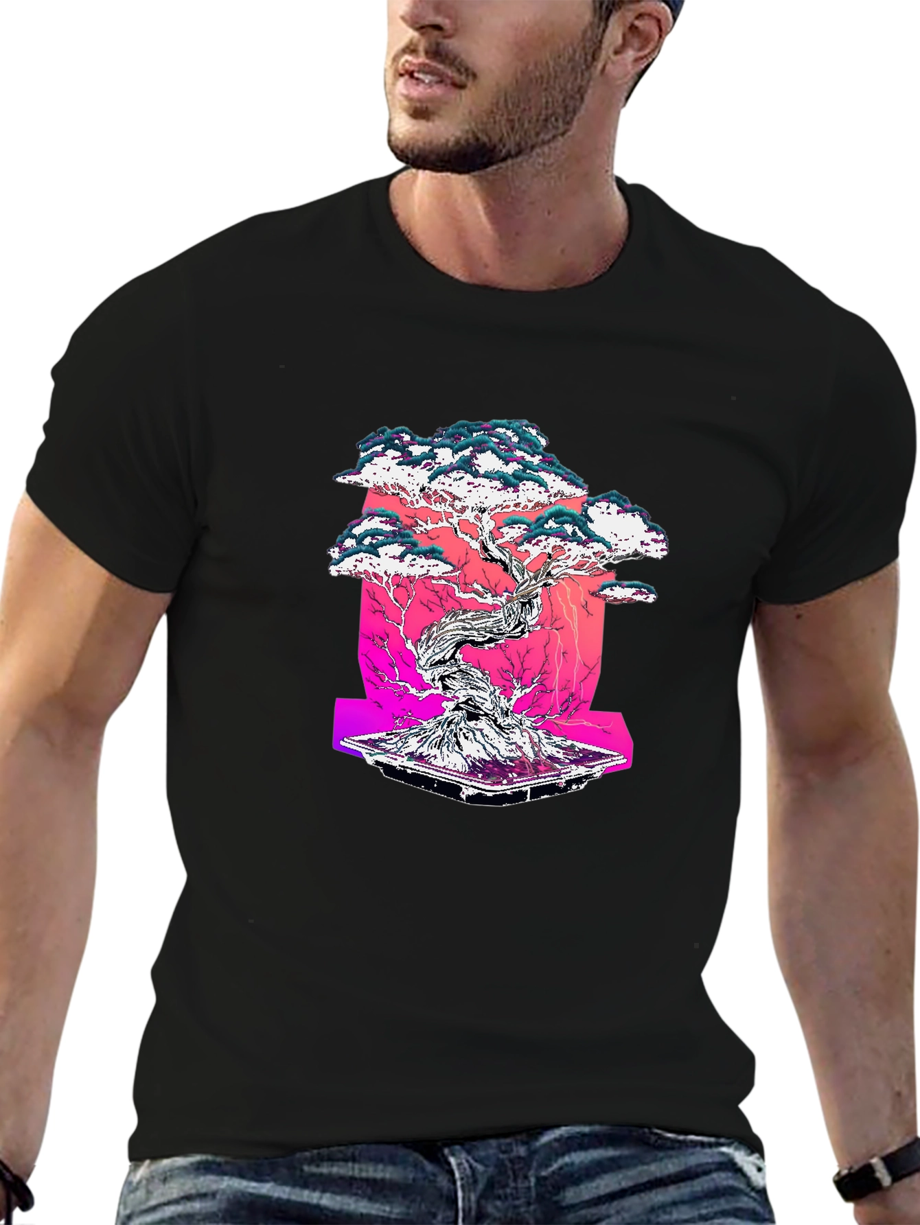 Camiseta Negra con Diseño Bonsái Estilizado