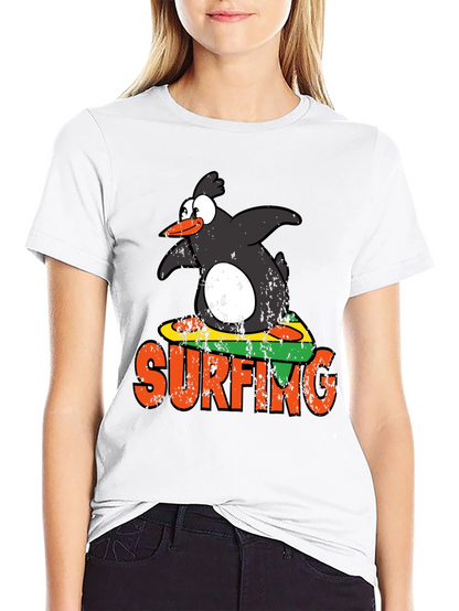 Camiseta Negra Pingüino Surfista Divertida