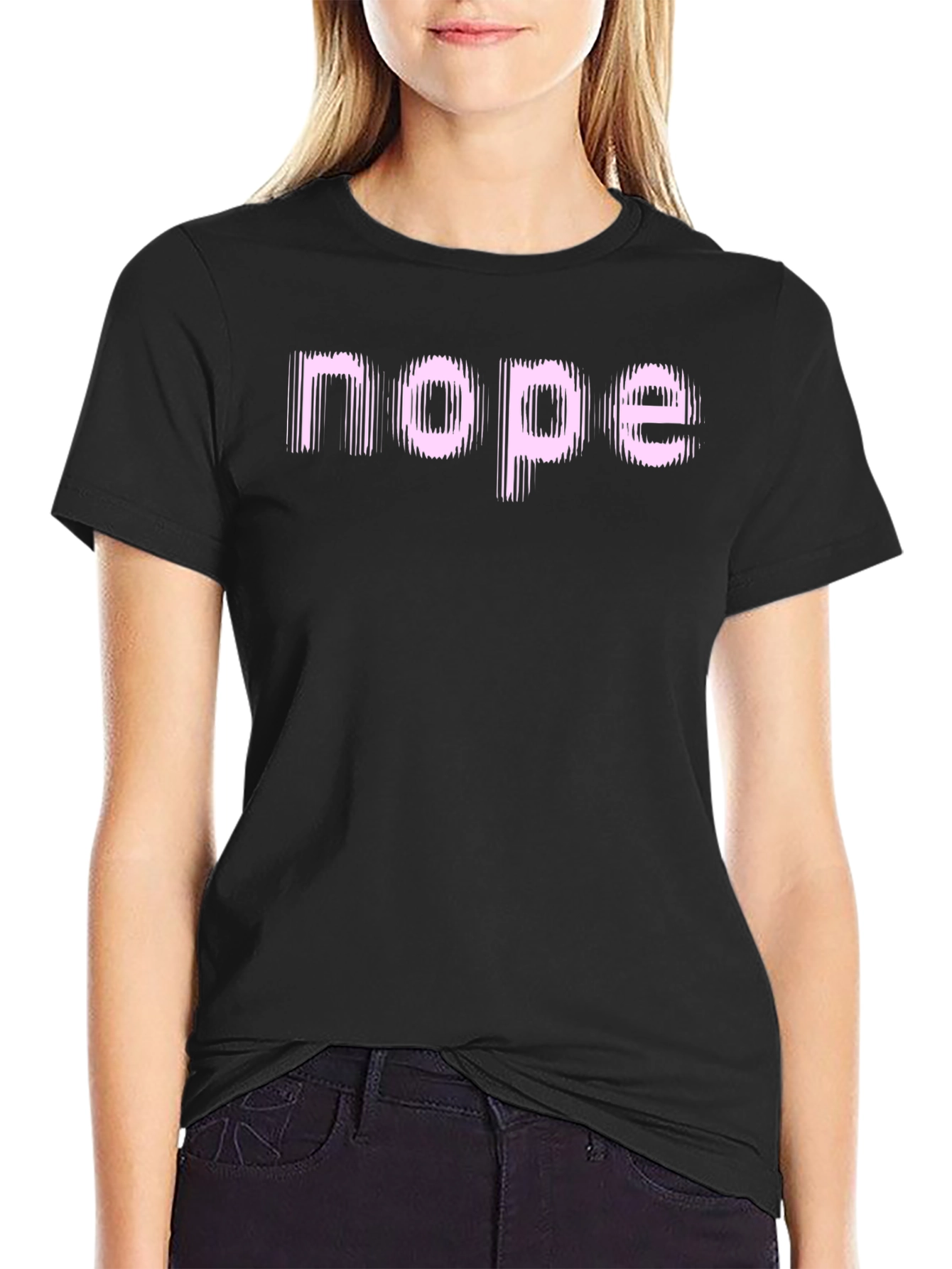 Camiseta Negra con Texto Nope Rosa