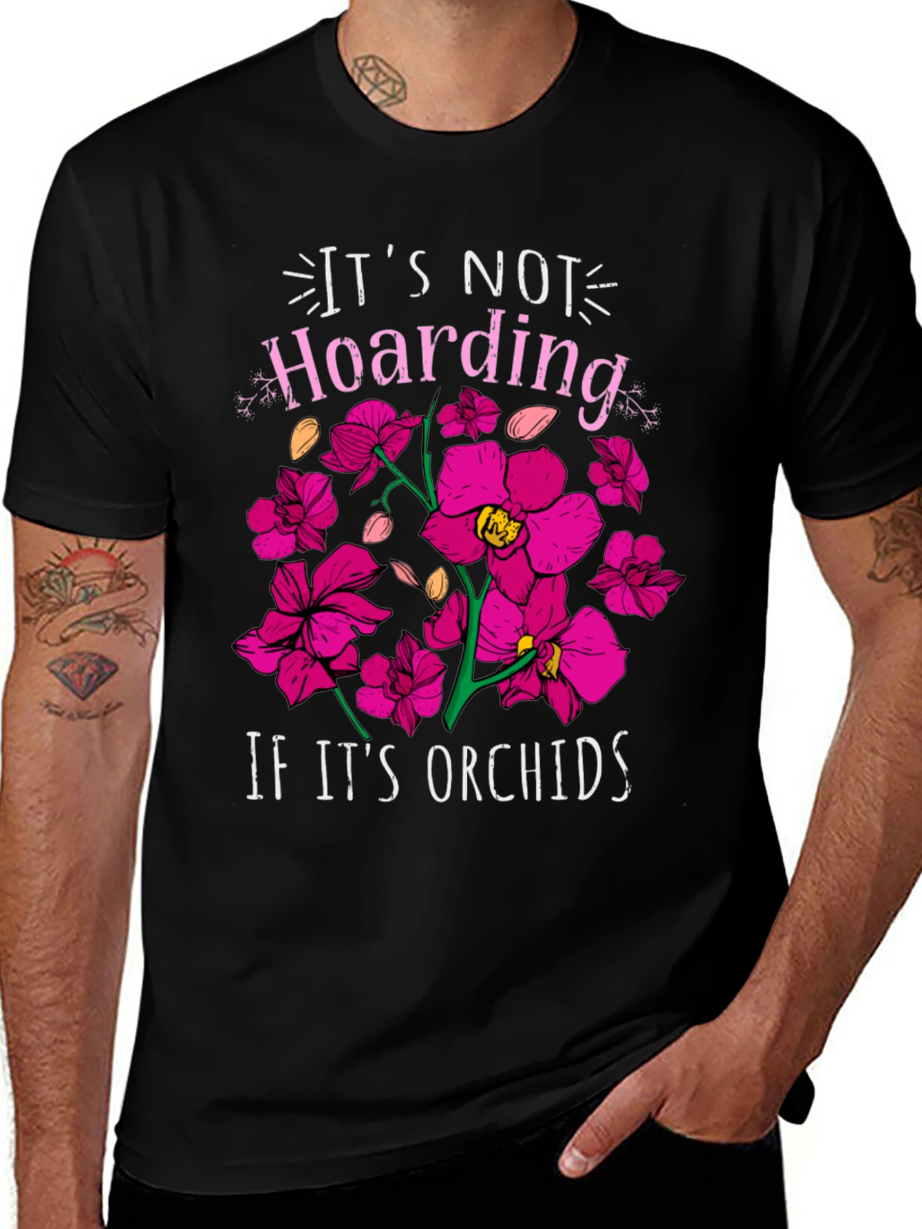 Camiseta Negra con Estampado de Orquídeas