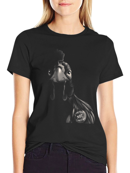 Camiseta Negra con Diseño de Pollo Alguien No Algo
