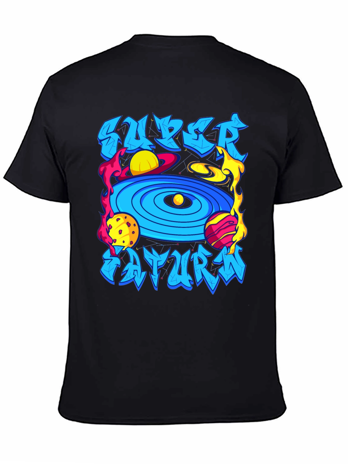 Camiseta Negra Super Saturno Estampada