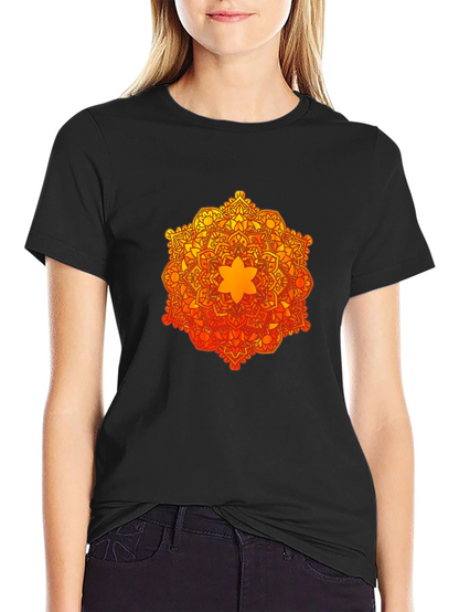 Camiseta Negra con Mandala Naranja y Amarilla