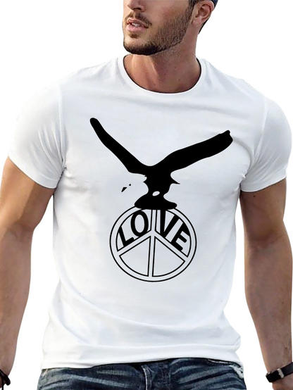 Camiseta Negra Águila y Símbolo de Paz LOVE