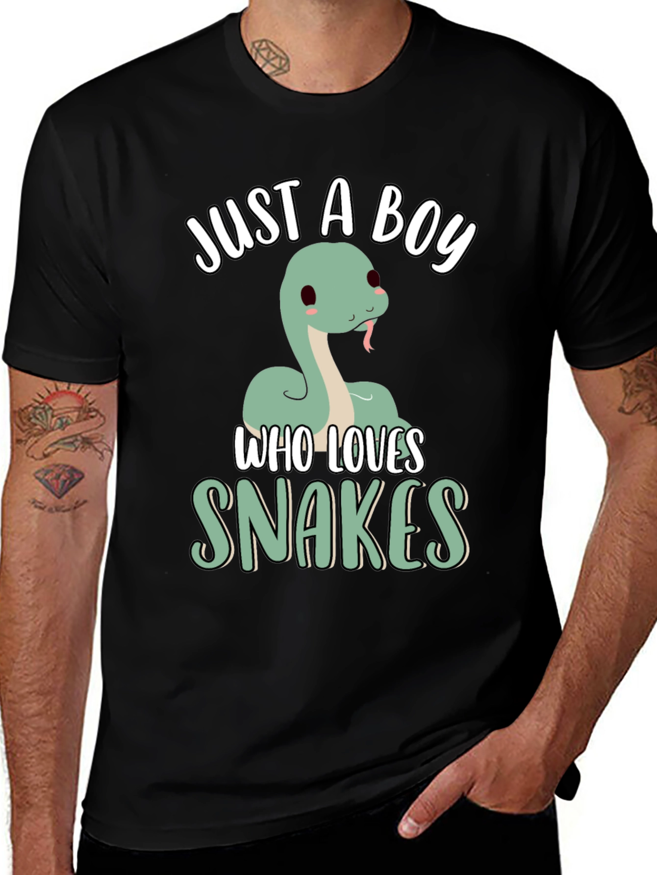 Camiseta Negra Just a Boy Who Loves Snakes