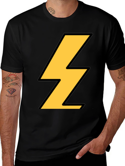 Camiseta Negra con Rayo Amarillo - Estilo Casual