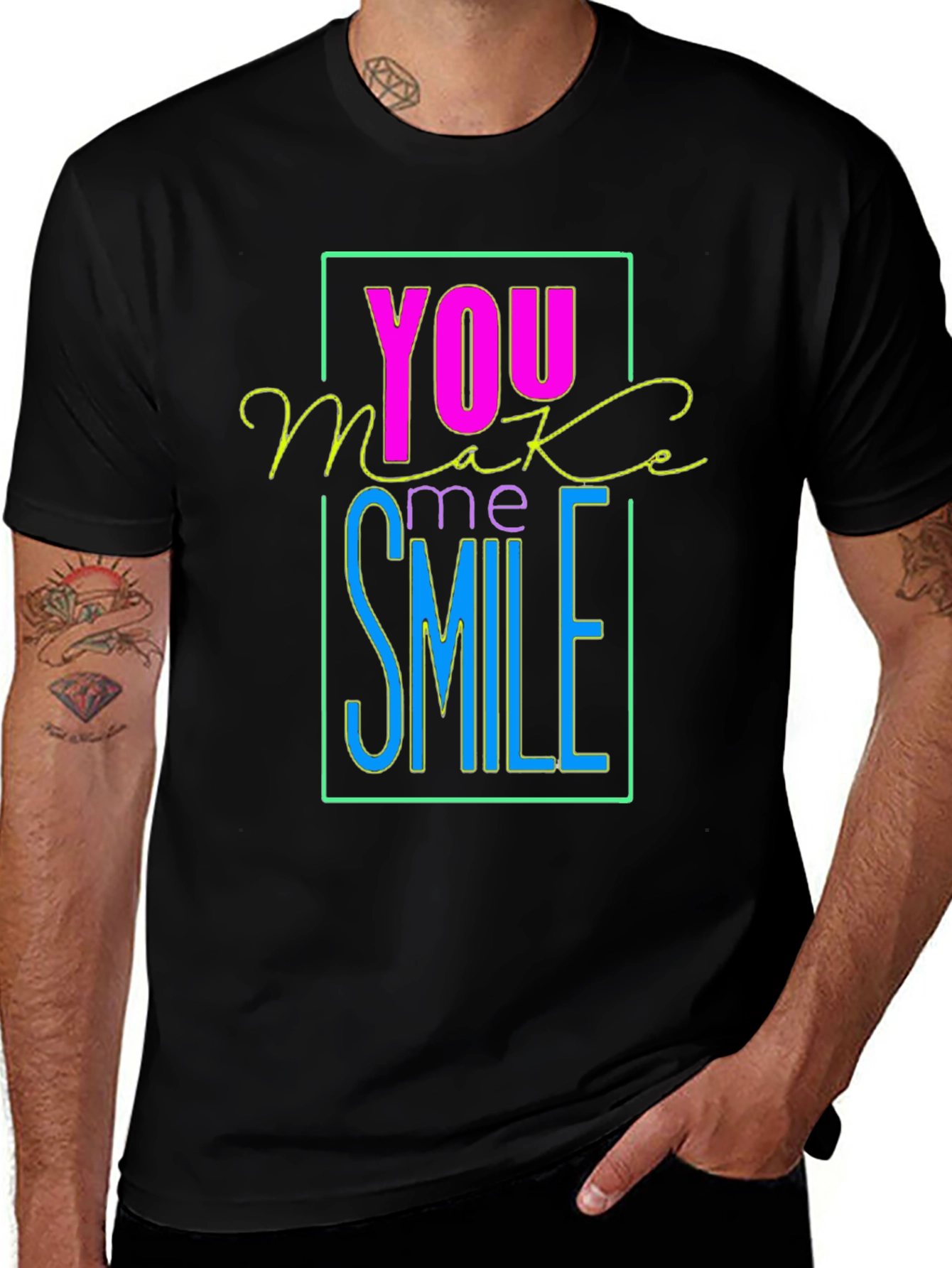 Camiseta Negra con Diseño You Make Me Smile