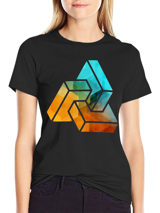 Camiseta Negra con Diseño Abstracto Triangular Geométrico