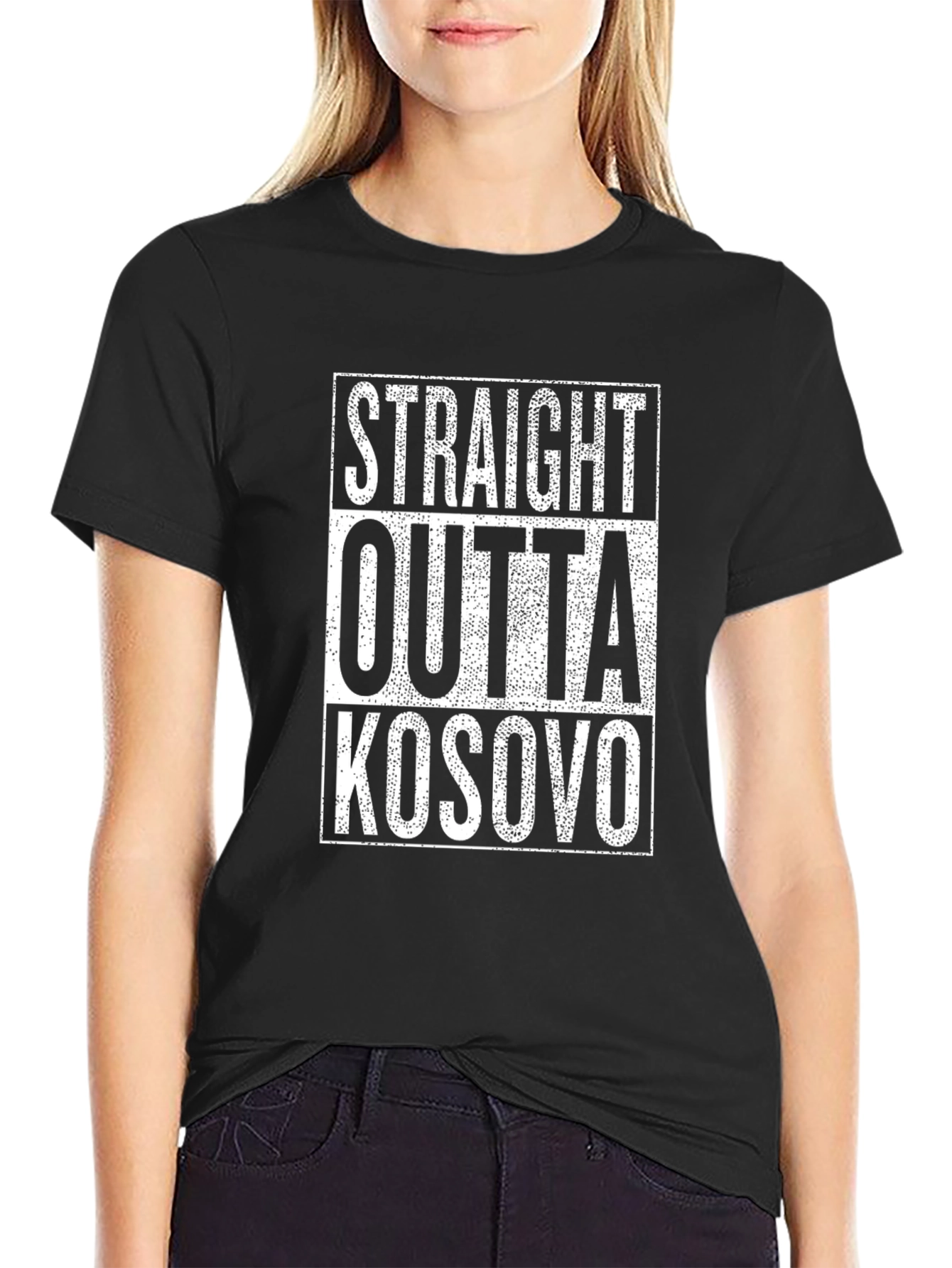 Camiseta Negra Straight Outta Kosovo