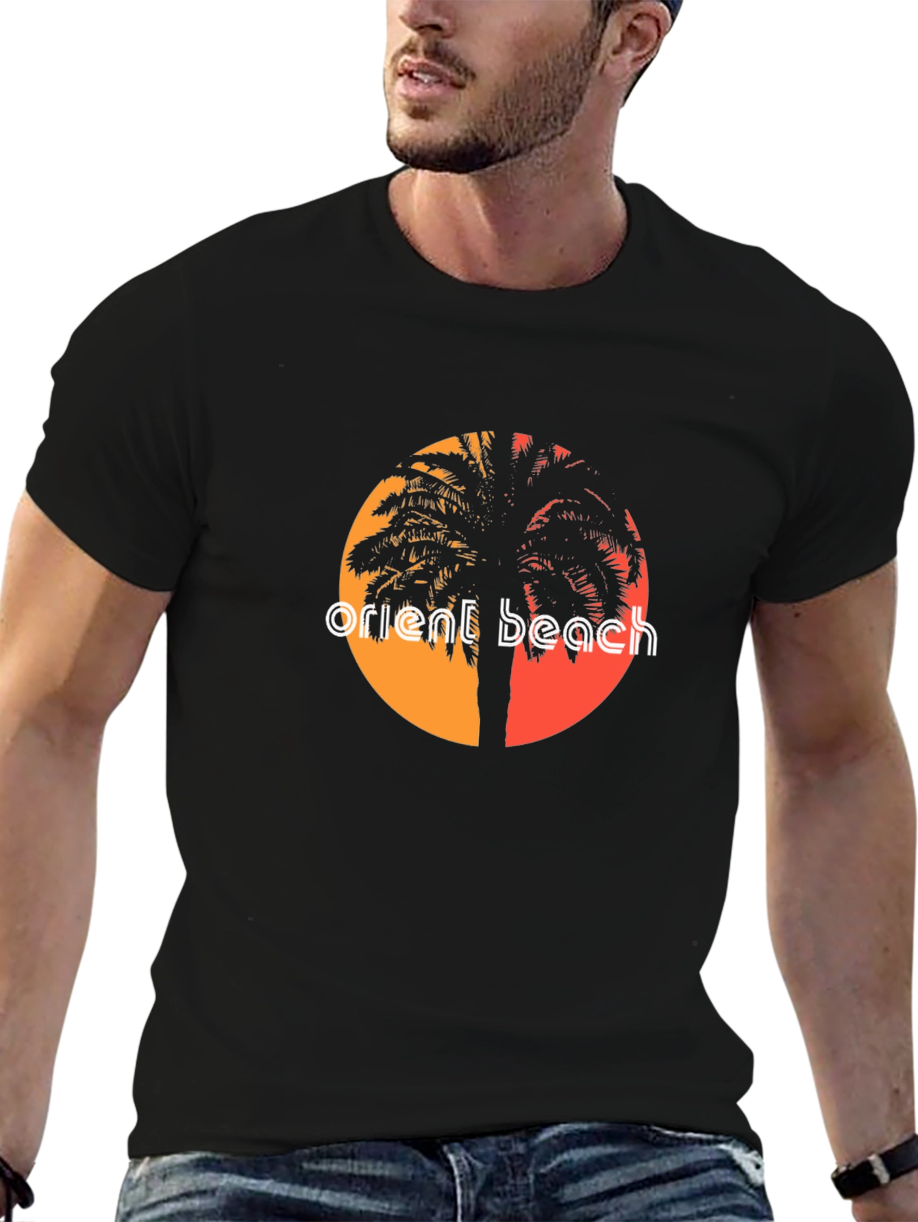 Camiseta Negra Orient Beach con Diseño Tropical