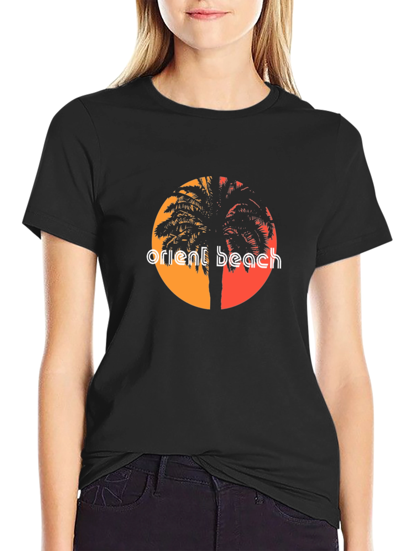Camiseta Negra Orient Beach con Diseño Tropical