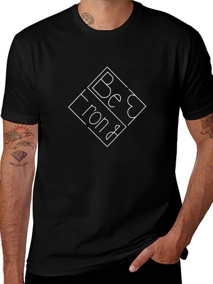 Camiseta Negra Estampada Be Strong