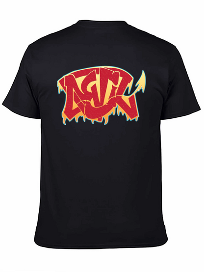 Camiseta Negra con Diseño Gráfico Estilizado