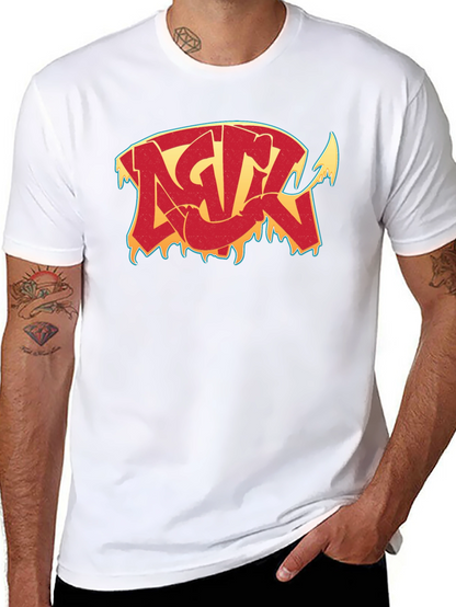 Camiseta Negra con Diseño Gráfico Estilizado