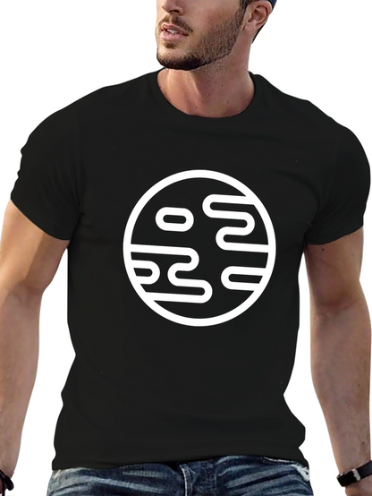 Camiseta Negra con Diseño Circular Abstracto