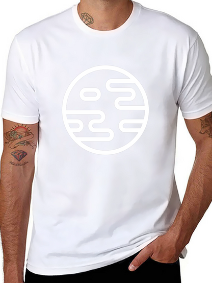 Camiseta Negra con Diseño Circular Abstracto