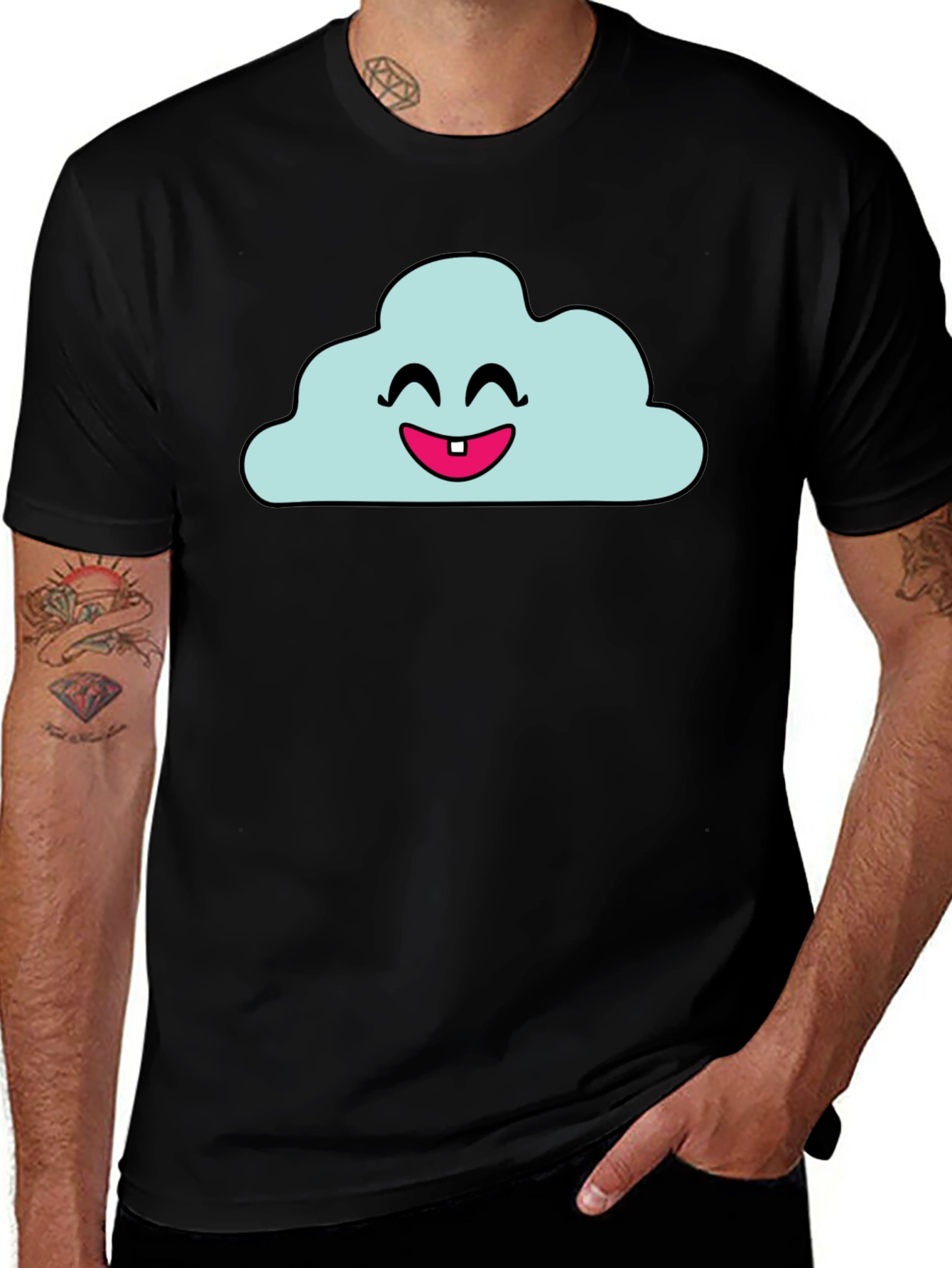 Camiseta Negra con Nube Sonriente