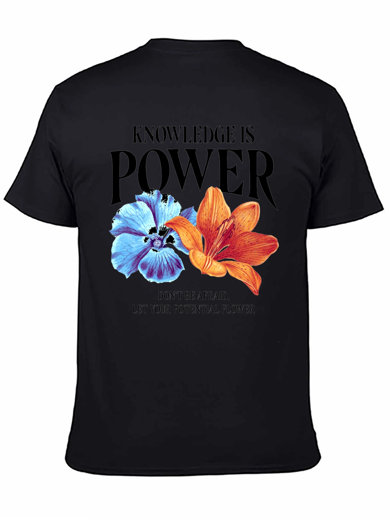 Camiseta Negra Flores: Conocimiento es Poder