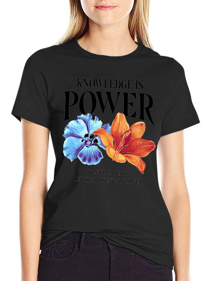 Camiseta Negra Flores: Conocimiento es Poder