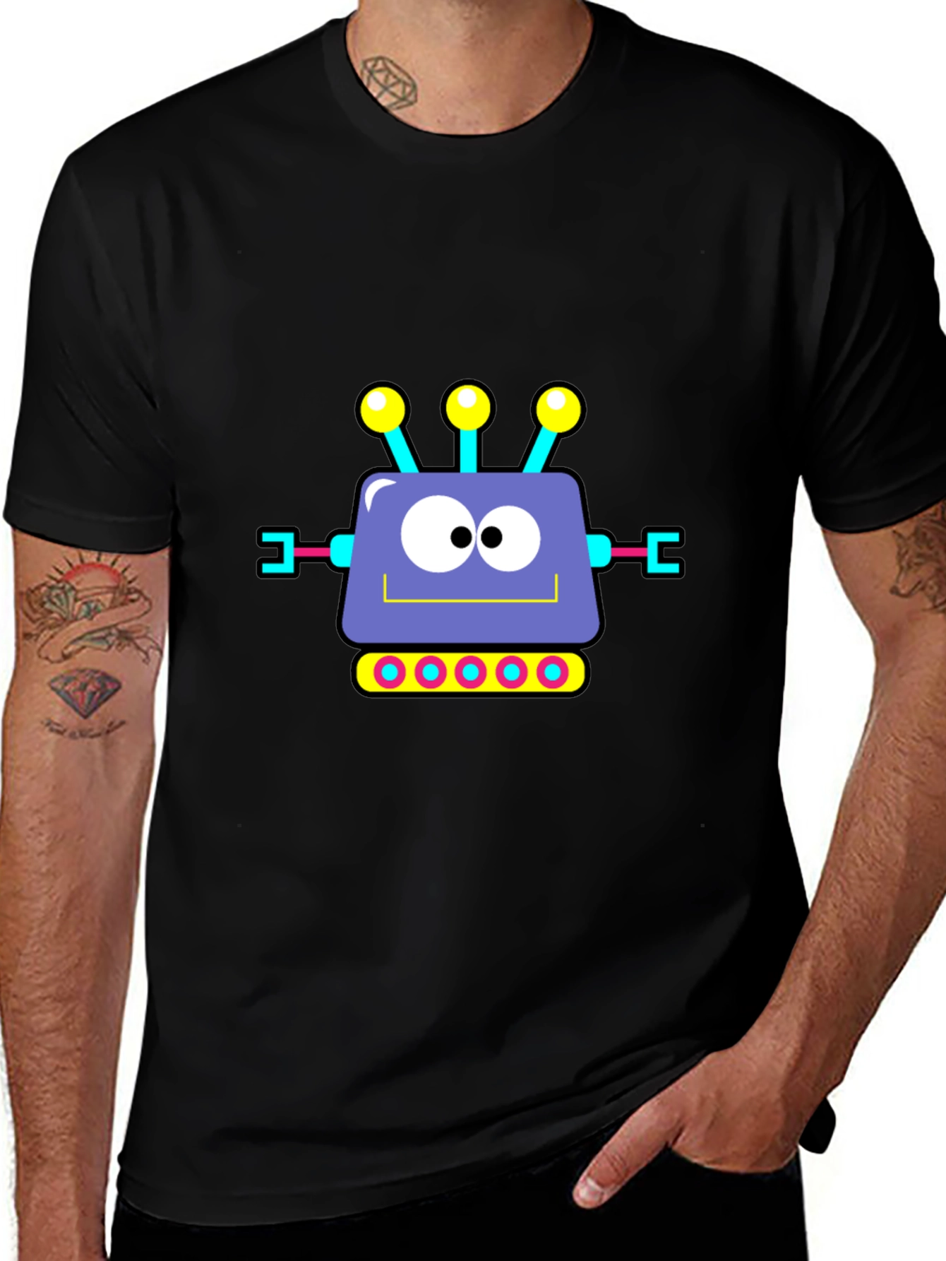 Camiseta Negra con Diseño de Robot Animado