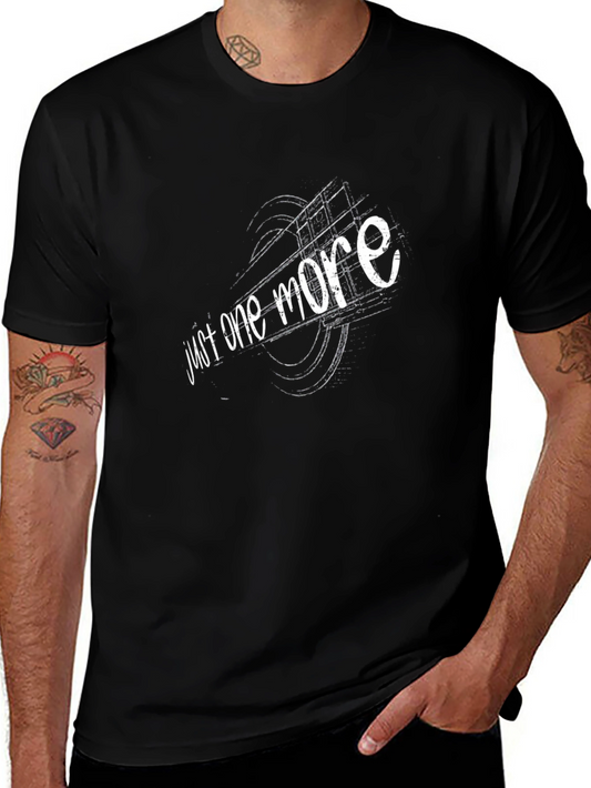 Camiseta Negra con Diseño Just One More