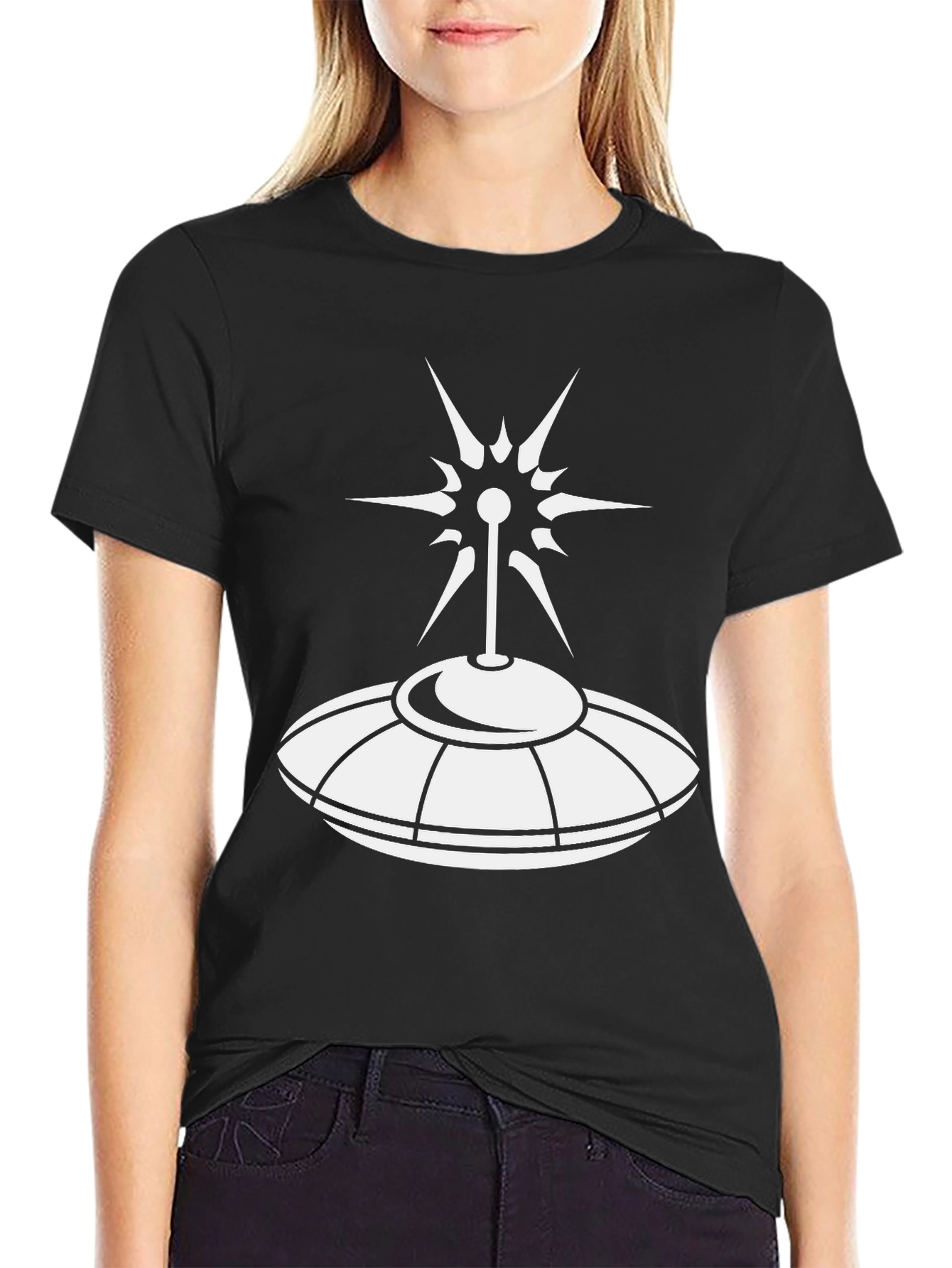 Camiseta Negra OVNI: Diseño Espacial Único