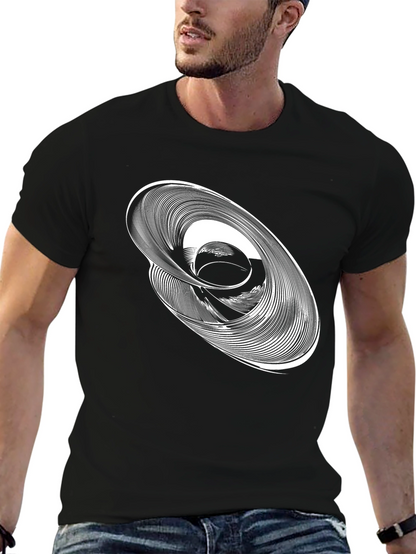 Camiseta Negra con Diseño Abstracto
