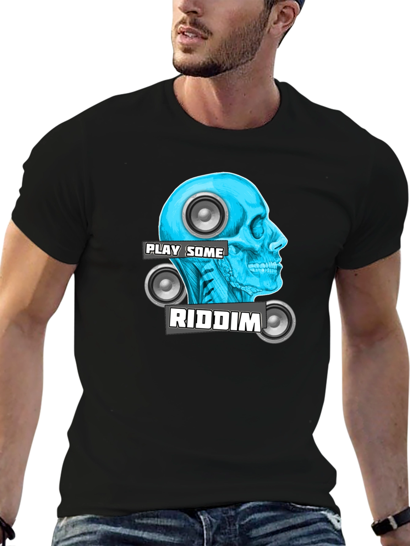 Camiseta Negra Play Some Riddim con Diseño de Cráneo