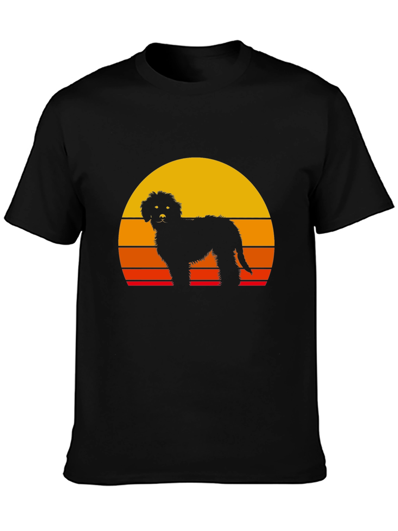 Camiseta Negra con Silueta de Perro y Atardecer Retro