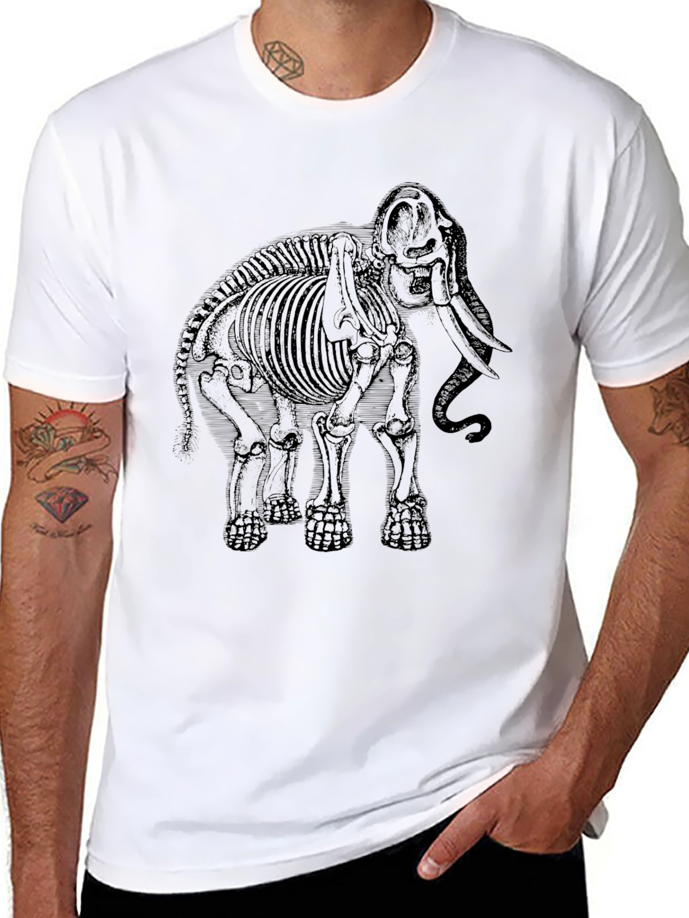Camiseta Negra Esqueleto de Mamut
