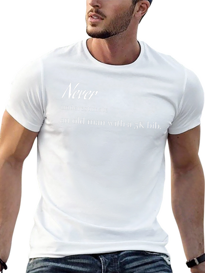 Camiseta Hombre Negra Nunca Subestimes a un Viejo
