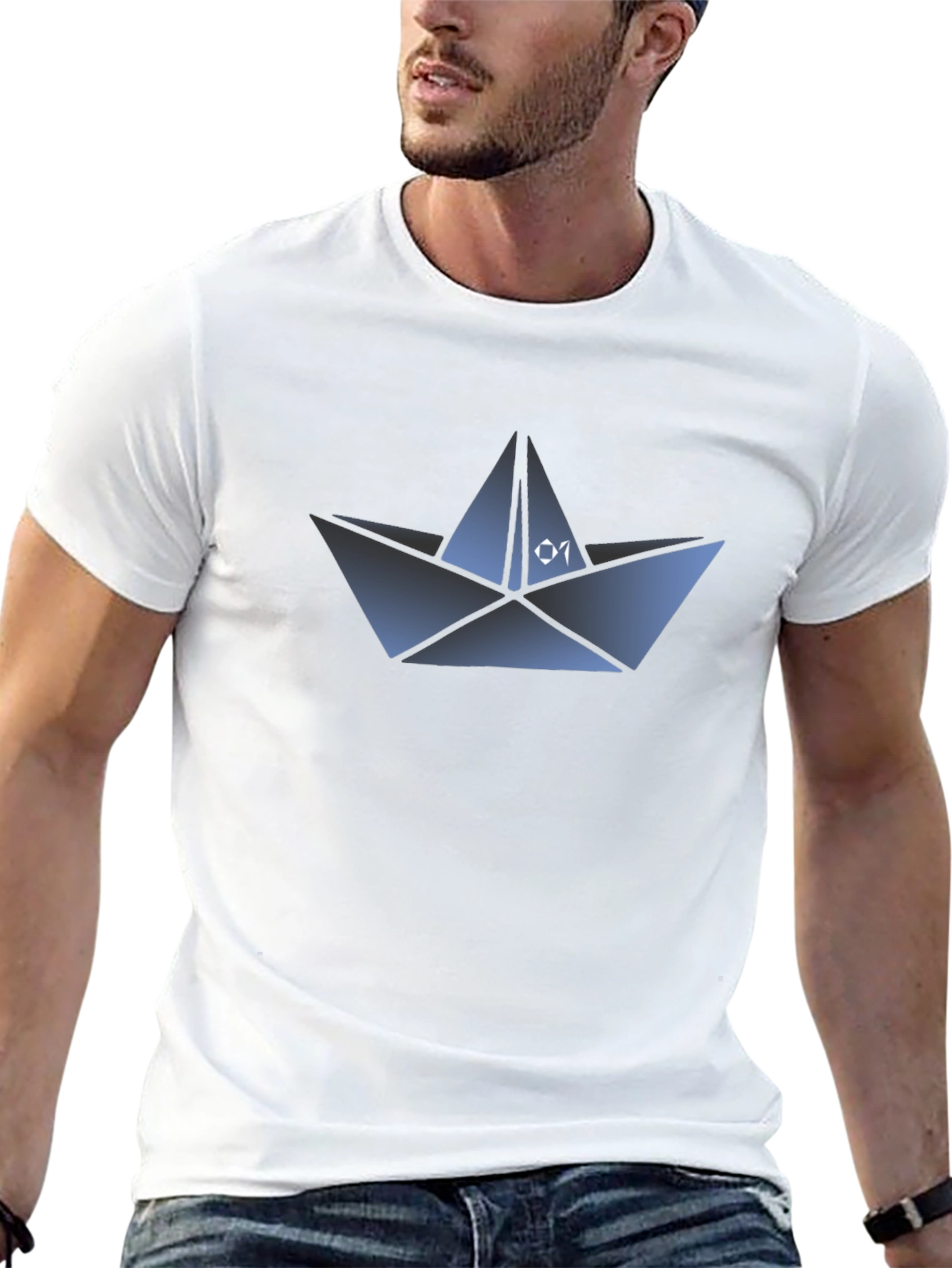 Camiseta Negra con Diseño de Barco de Papel
