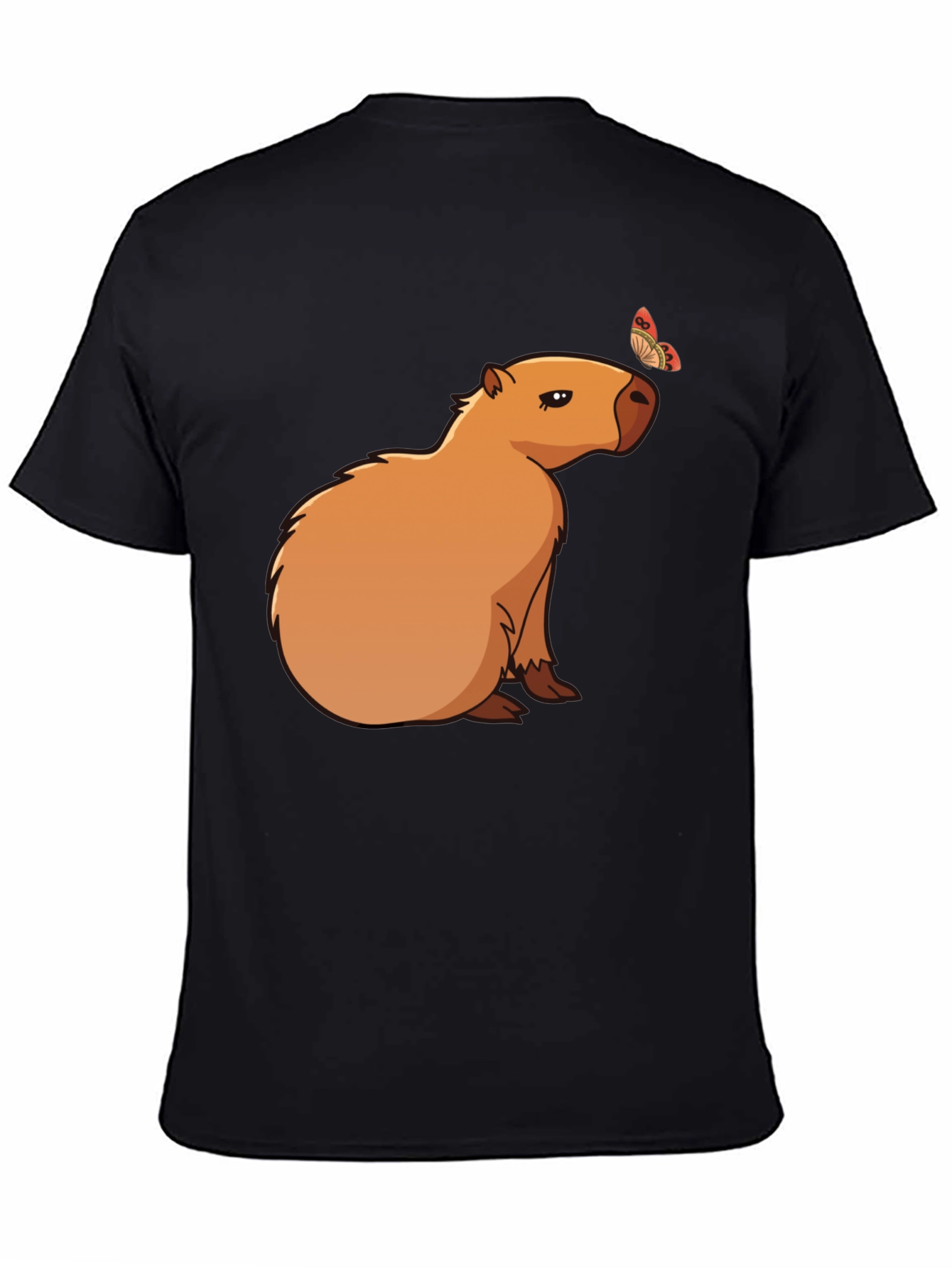Camiseta Negra con Capibara y Mariposa