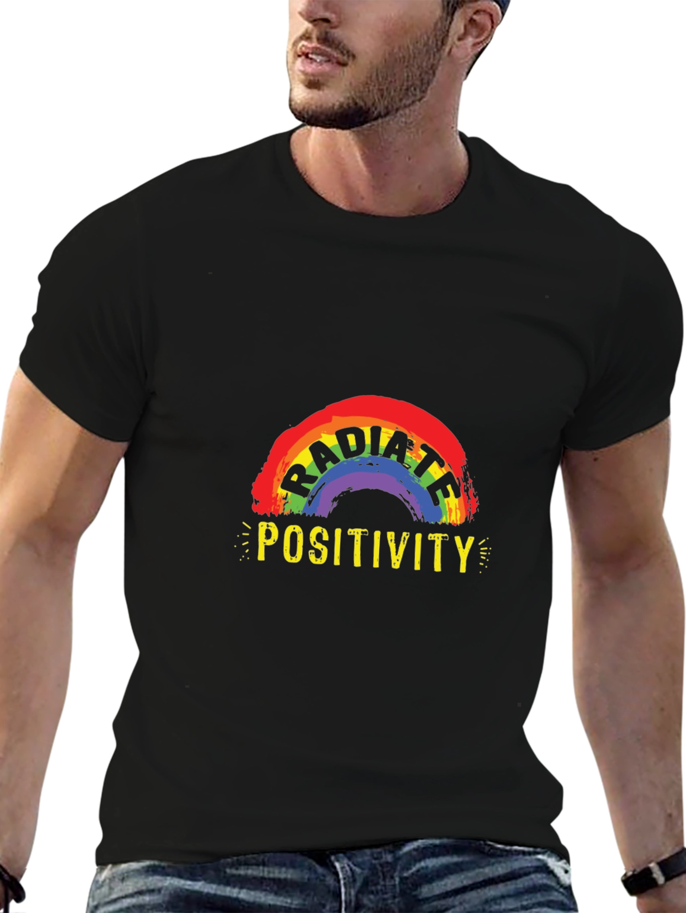Camiseta Negra Irradia Positividad con Arcoíris