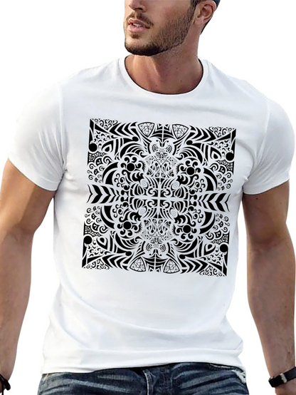 Camiseta Negra Estampado Abstracto Estilo Mandala