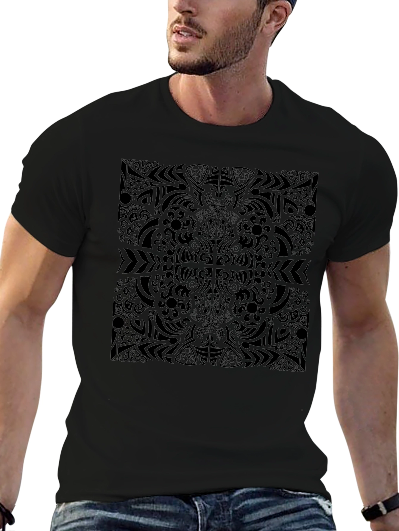 Camiseta Negra Estampado Abstracto Estilo Mandala
