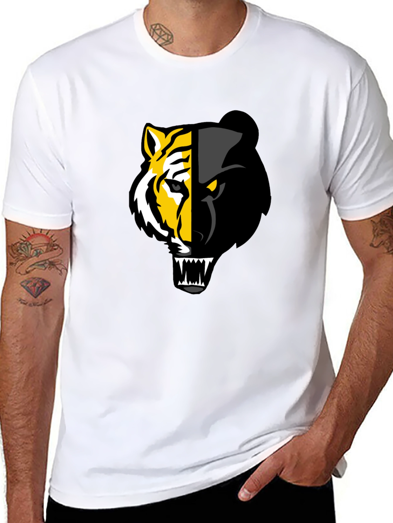 Camiseta Negra: Tigre y Pantera Fusionados