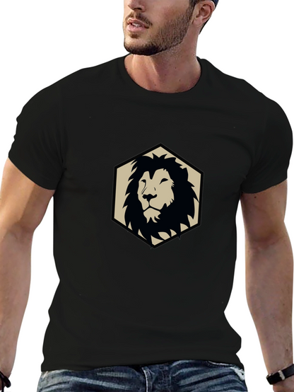 Camiseta Negra con Diseño de León Geométrico