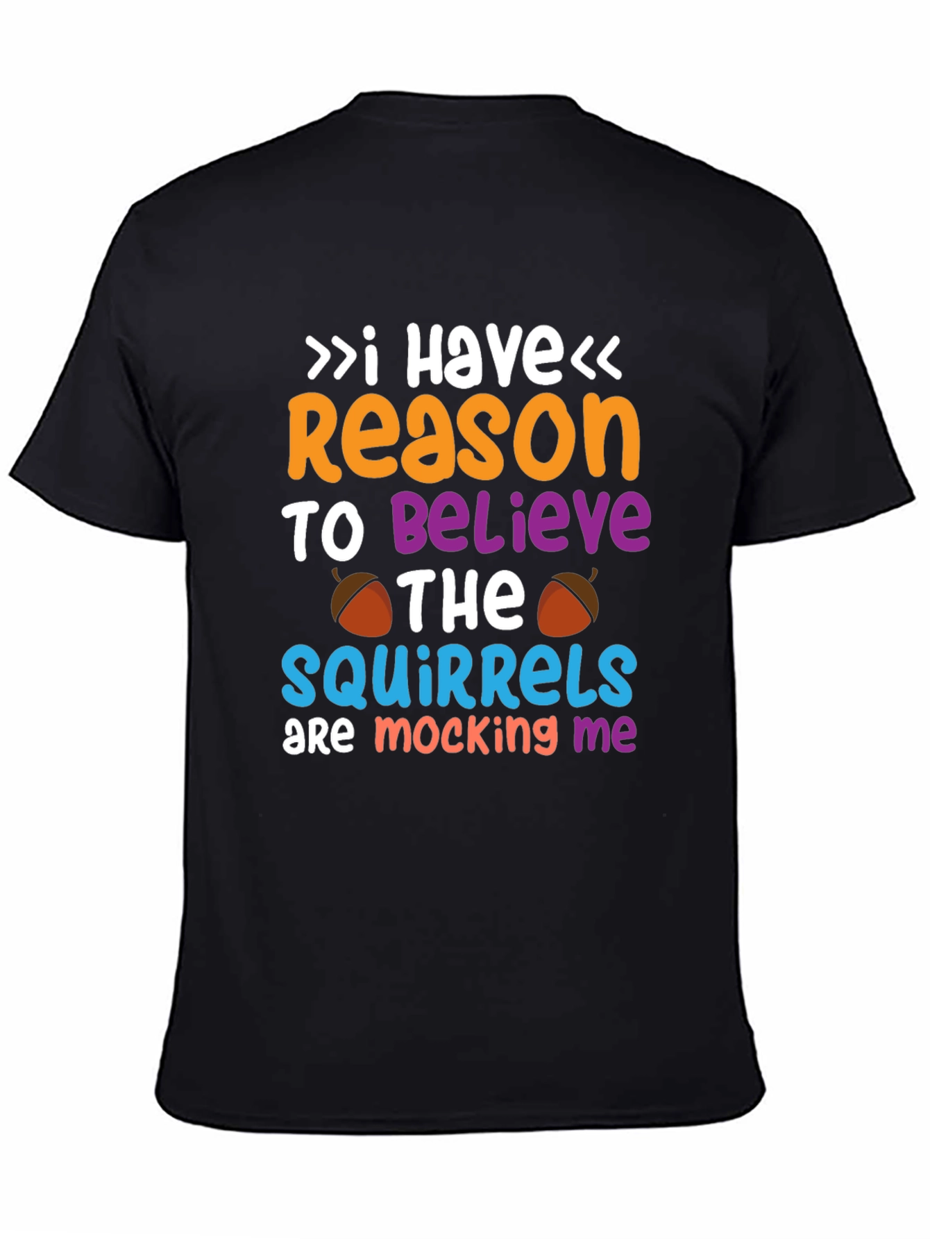 Camiseta Negra con Diseño de Ardillas Burlescas